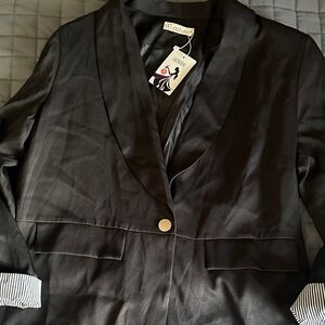 Black Women's Single-Button Suit Jacket